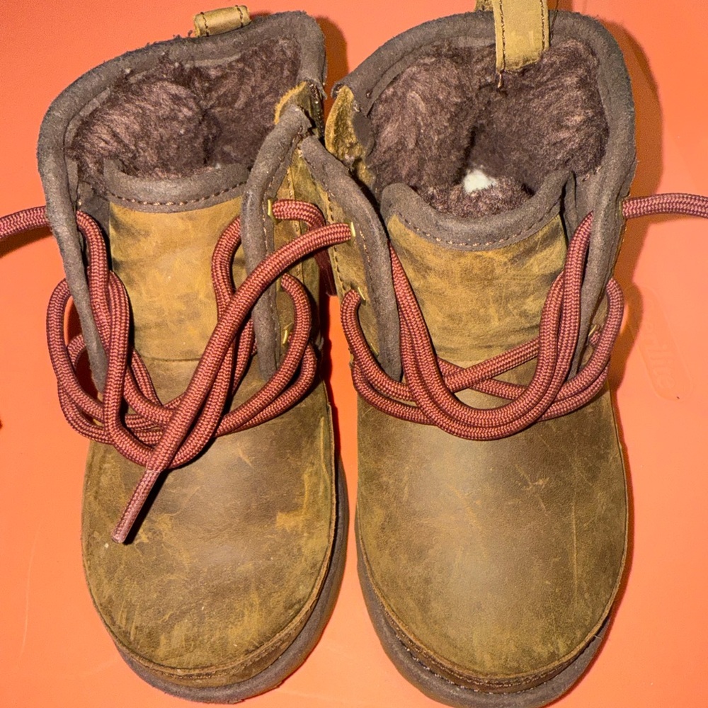 UGG Brown Boots with Fleece Lining